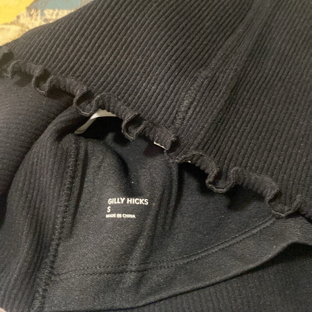 GILLY HICKS Ribbed Crop Halter Top - Picture 2 of 3
